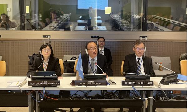 Hou Kai chairs session of UN Board of Auditor...